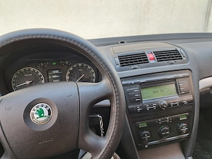 Skoda Octavia II 1.6Mpi 2008 - imagine 6