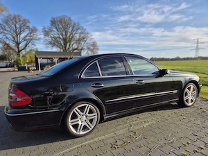 Mercedes E Class 2.2 D (Avantgarde) Automata - imagine 4