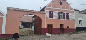 Casa traditionala cu pivnita, anexe caramida 60mp si curte spatioasa - imagine 2