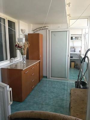 Închiriez apartament 3 camere situat langa Spitalul județean  - imagine 13