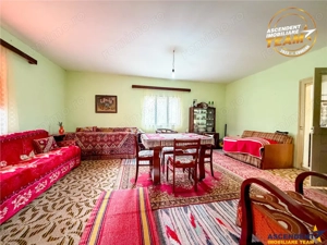 Casa cu farmec rustic + teren privat de 3.315 mp, Borosneul Mic, Covasna - imagine 2