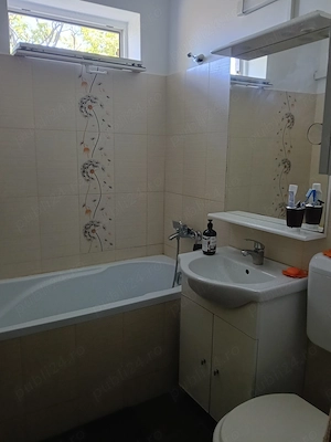 Închiriez apartament 3 camere situat langa Spitalul județean  - imagine 11
