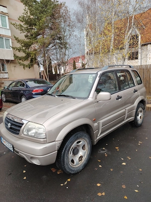 Suzuki grand vitara 2001 2.0 benzin 