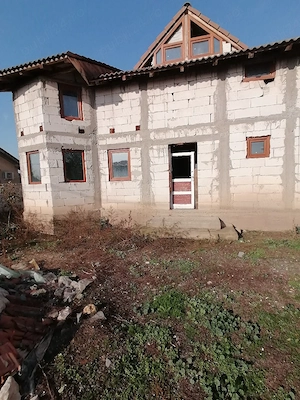 Casa de vanzare - imagine 2