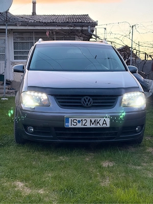 Vw Touran 1,9 Bkc   2005 - imagine 3