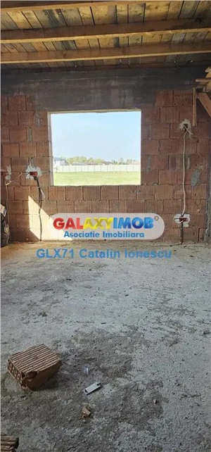 Vanzare casa 4 camere Clinceni Olteni - imagine 2