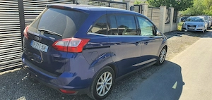 FORD GRAND C-Max 7 locuri an 2016 mot 2.0 tdci 150 cp euro 6. - imagine 3