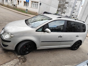 vand vw touran impecabil - imagine 5