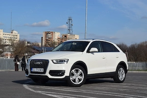 Vând Audi Q3