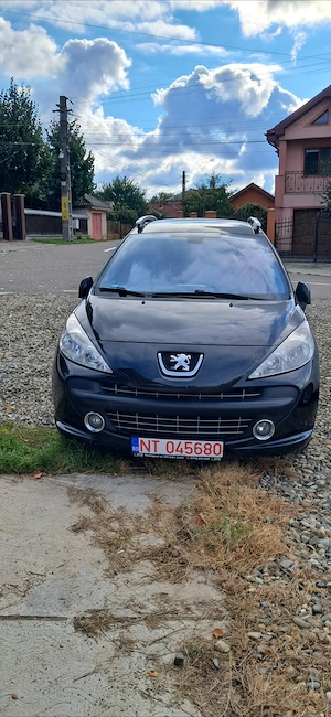 Peugeot 207sw 1.4 benzină - imagine 4