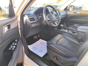 SsangYoung Rexton Luxury 2019 4WD  - imagine 8