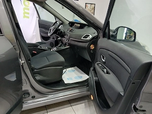 Renault Scenic 1.5 dCI 202.000 KM Euro 5  - imagine 4