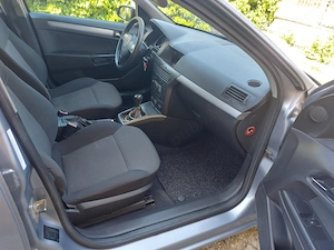 Opel  Astra Combi2005, 129000 km,Reali,16Benzina,Înmatriculată  - imagine 9