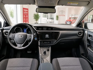 Toyota Auris 2017 1.8 hybrid - imagine 10