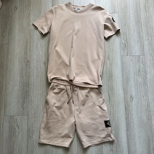 Compleu Stone Island Tricou si Pantaloni scurti