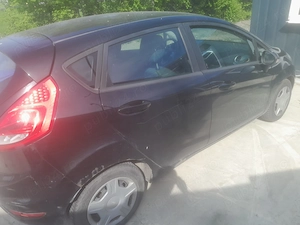 Vand Ford Fiesta 1.6 disel 2012 180708 Km - imagine 5