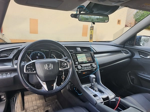Honda Civic 1.5 VTEC Turbo 182CP - Automată  - 2021 - Full Honda Sensing - Istoric Honda - imagine 9