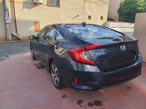 Honda Civic 1.5 VTEC Turbo 182CP - Automată  - 2021 - Full Honda Sensing - Istoric Honda - imagine 3