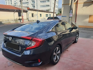 Honda Civic 1.5 VTEC Turbo 182CP - Automată  - 2021 - Full Honda Sensing - Istoric Honda - imagine 5
