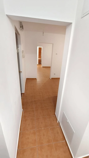 Proprietar inchiriez apartament 4 camere Turda parter - imagine 6
