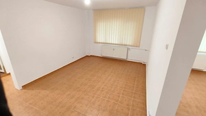 Proprietar inchiriez apartament 4 camere Turda parter - imagine 3