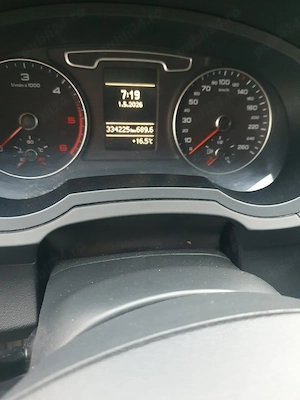 Vand Audi Q3 2012 diesel - imagine 2