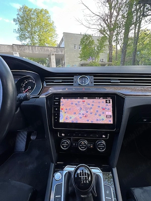 Volkswagen Passat 2.0 TDI Highline - imagine 6