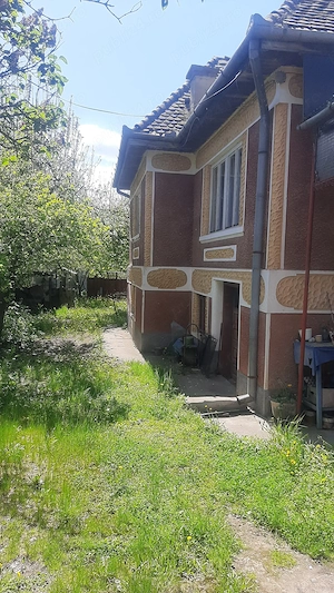 Casă de vânzare