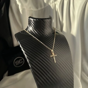 Colier simplu Unisex cu cruce otel inoxidabil