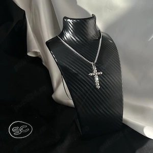 Lant argintiu cu pandantiv cruce iced out - imagine 2