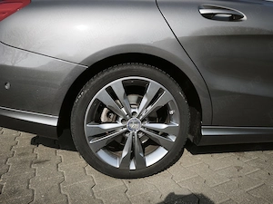 Mercedes CLA 180 Shooting Brake - imagine 5