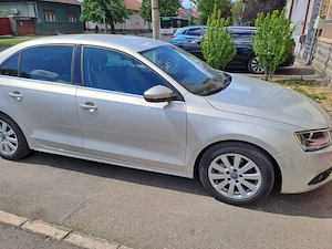 Vand Volkswagen Jetta 2011, diesel, unic proprietar in Romania, adusa din Germania 2015. - imagine 4