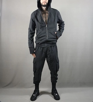 Compleu cu gluga stil Vagabond ( nu nike nu joran nu adidas )