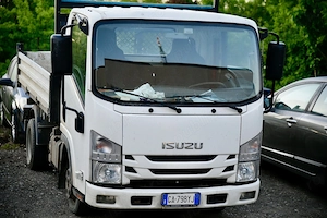Vând Basculabilă Isuzu pe 2 părți 2020 - imagine 5
