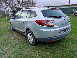Renault Megane 2011, diesel 1,5 DCI! - imagine 3