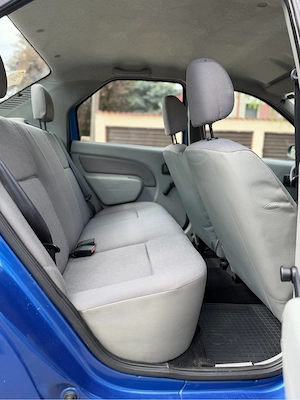 Dacia Logan 1.6 MPI  - imagine 8