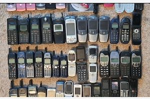Vand din colectie de telefoane vintage Nokia Motorola Bosch Panasonic Ericsson Siemens