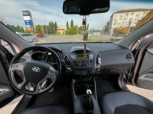 Hyundai ix35 2014, 4x4, 2l benzina - imagine 4