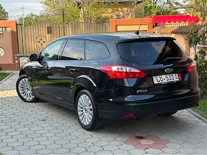 Ford Focus -2011-1.6 benzina clasic -Impecabil-Titanium - imagine 8