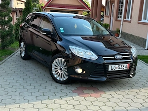 Ford Focus -2011-1.6 benzina clasic -Impecabil-Titanium - imagine 2