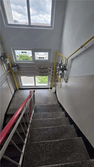 Apartament 3 camere semidecomandat, CT, separatie apa, mobilat, utilat - Craiovita - imagine 11