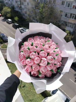 Buchet Lalele satin roz