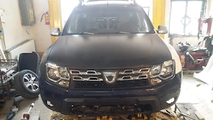 service auto tinichigerie vopsitorie