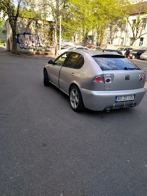 vând Seat Leon motor de 1 6 benzina gpl acte valabile mașina merge impecabil si gaz si benzina 