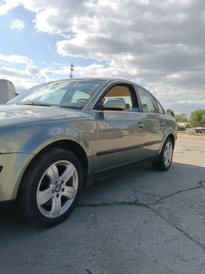 Vând Volkswagen passat b5.5 - imagine 4
