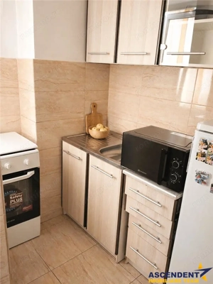 Garsoniera de inchiriat  cu balcon, Tractorul, Brasov - imagine 2