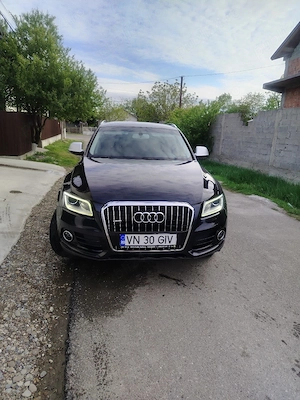 Vând Audi Q5 2014