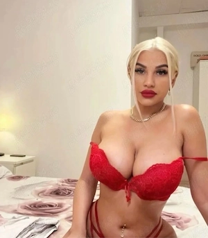 blonda sexy, servicii de calitate 