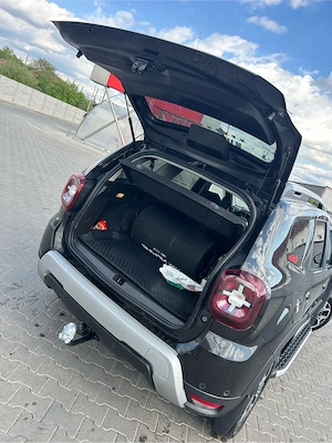 Vand Dacia Duster 4x4 2019 - imagine 8