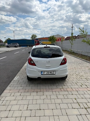 Opel Corsa D 2010 euro 5 - imagine 3